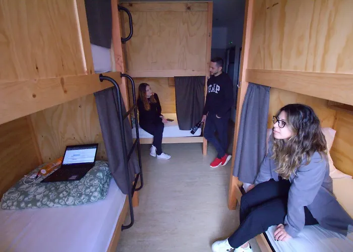 旅馆 Wot Nomad Social *