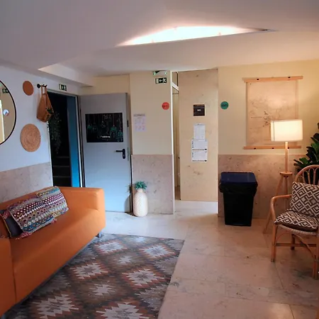 Wot Nomad Hostel