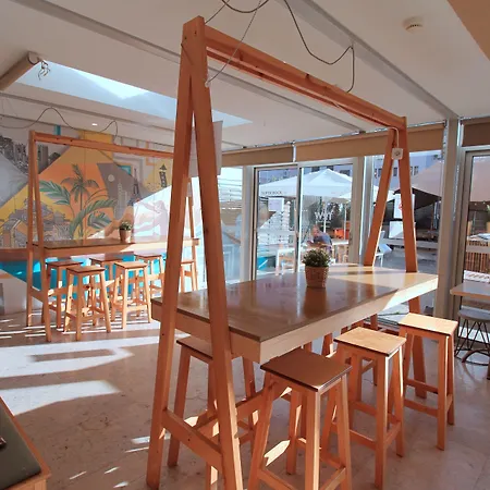 Wot Nomad Social Хостел Лиссабон