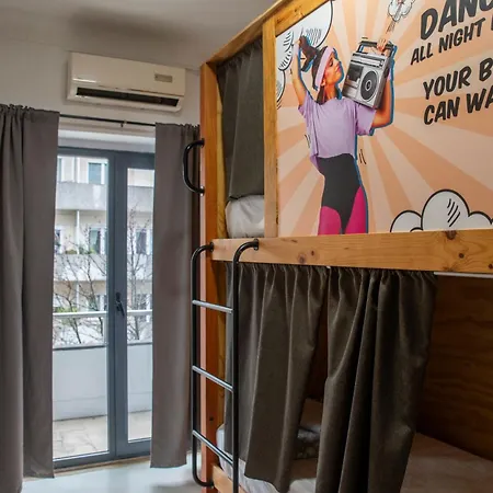 Wot Nomad Social Hostel *