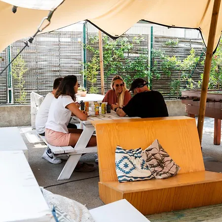 Hostel Wot Nomad Social