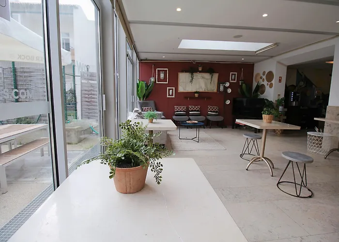 Hostel Wot Nomad Social