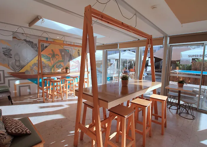 Wot Nomad Social Hostel Lissabon