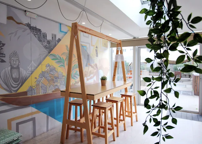 Wot Nomad Social Hostel Lissabon