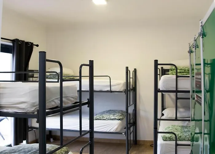 Wot Nomad Social Hostel *