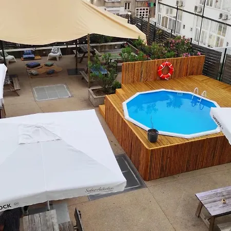 Auberge de jeunesse Wot Nomad Social